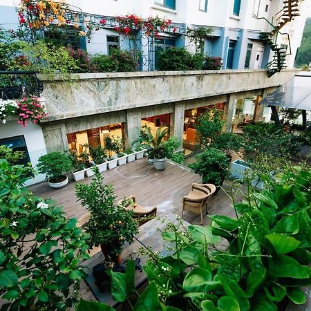 Lake Hills Hotel Hạ Long Exterior foto