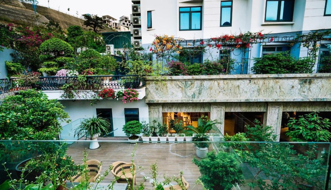 Lake Hills Hotel Hạ Long Exterior foto